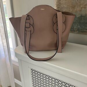 Chloe Darryl tote in pink
